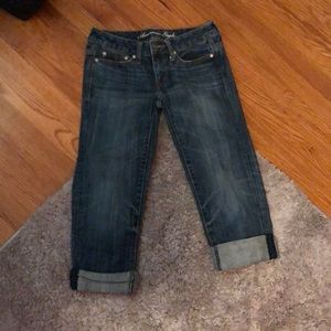 American eagle capris